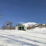 【冬を満喫】スキー場で車中泊をする5つのメリットを紹介！スノボ好きも必見