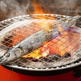 秋刀魚は七輪やバーベーキューの網焼きが最高！焦げないで上手に焼くコツも紹介