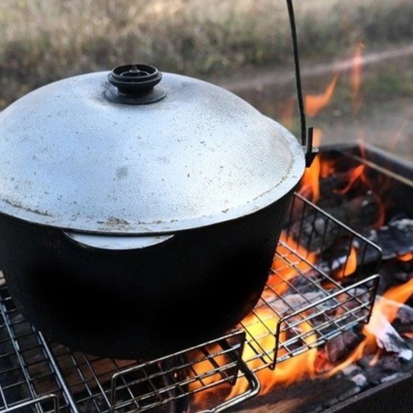 焚き火料理レシピ20選！スキレットなどおすすめの調理器具も紹介！